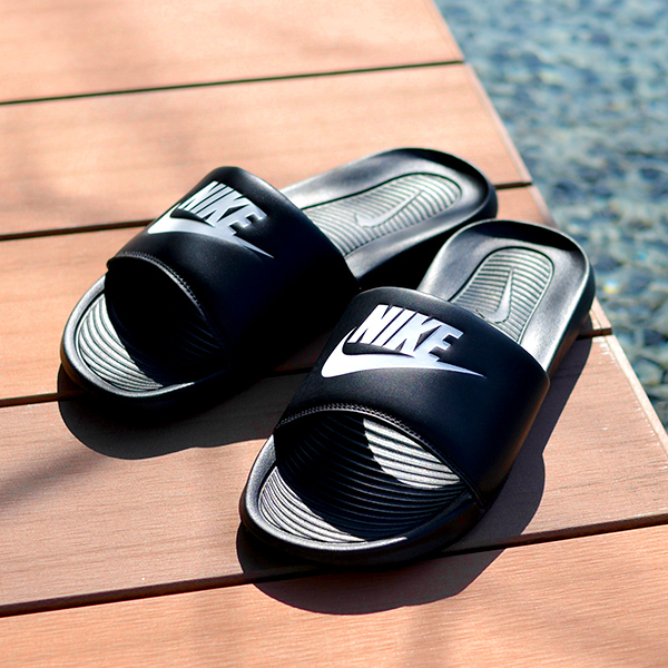 【新品・未使用】ナイキNIKE/シャワーサンダル・スリッパ★希少サイズ30cm★ cn9675-1.jpg