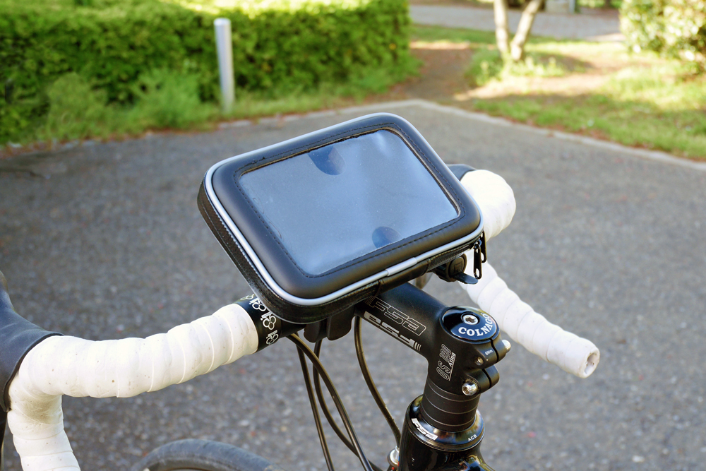 カーナビ 自転車 取り付け