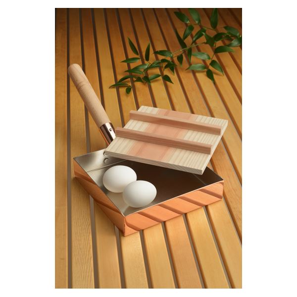銅製 本職用玉子焼き/卵焼き器 【18cm&times;18cm 木蓋付き】 日本製 磨き剤付き ミラー仕上げ 『アサヒ』 〔キッチン 台所〕｜ELMONO（家具 ラグ カーペット）