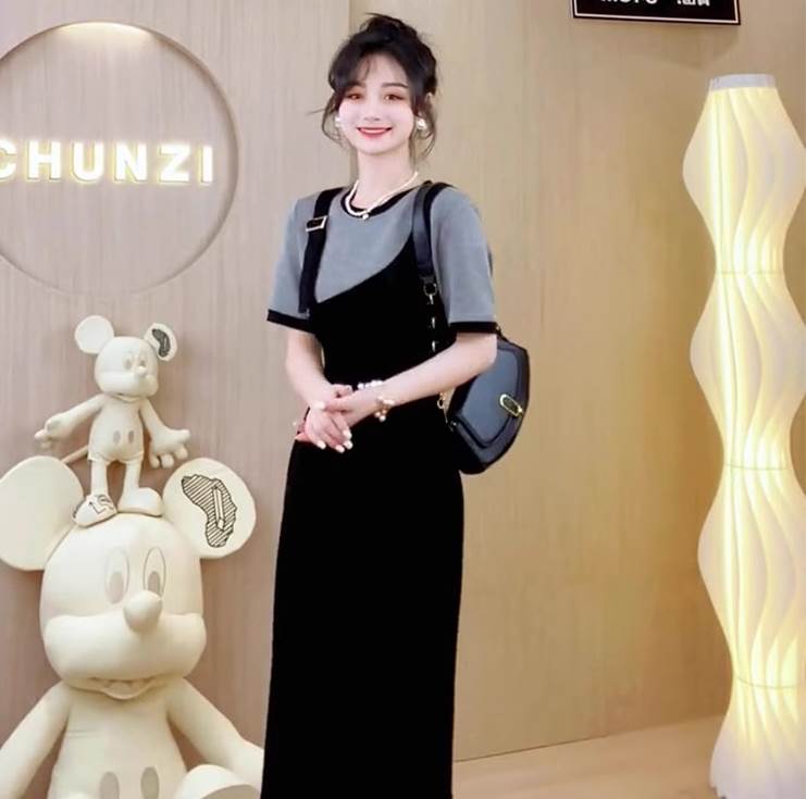 ワンピース レイヤード風 ロング丈 袖あり 半袖 ラウンドネック スリム タイト 細身 ドッキング 大人可愛い きれいめ カジュアル 大人 おしゃれ お洒落 かっこいい 大人女子 こなれ感 ラフ 個性的 クール モード系 主役級 存在感 美容師｜エマノンストア店