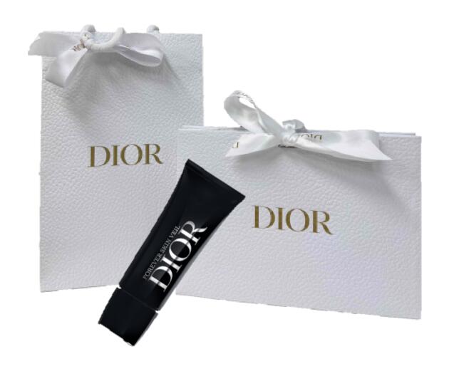 【取って置く】【ラッピング済み】DIOR  クリスチャンディオール フォーエヴァー ひと肌 頭を覆う物 SPF50/PA+++  7月3日より順次送りとどける