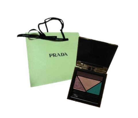 【新品未使用】PRADA ダイメンションズ マルチエフェクト アイシャドウ　05 ダイメンションズ マルチエフェクト アイシャドウ / プラダ