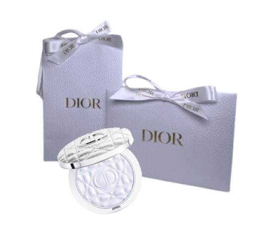 DIOR ディオールスキン フォーエヴァー グロウ ルミナイザー 06 オパール ディオールスキン フォーエヴァー グロウ ルミナイザー