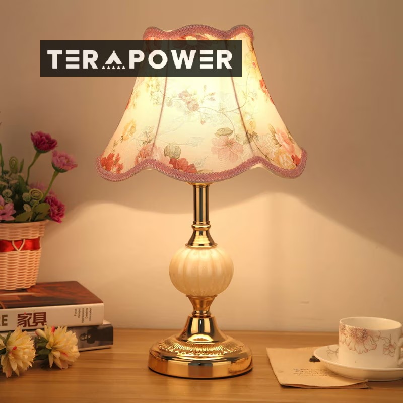 LEDの木製の電気スタンド led マグネット固定読書灯 usb電池式 デスクライト 目に優しい ベッドサイドランプ 360°角度調整 壁掛け照明 輝度調整 木目調 ライト led マグネット 固定 読書灯 スタンド LED 木製 電気