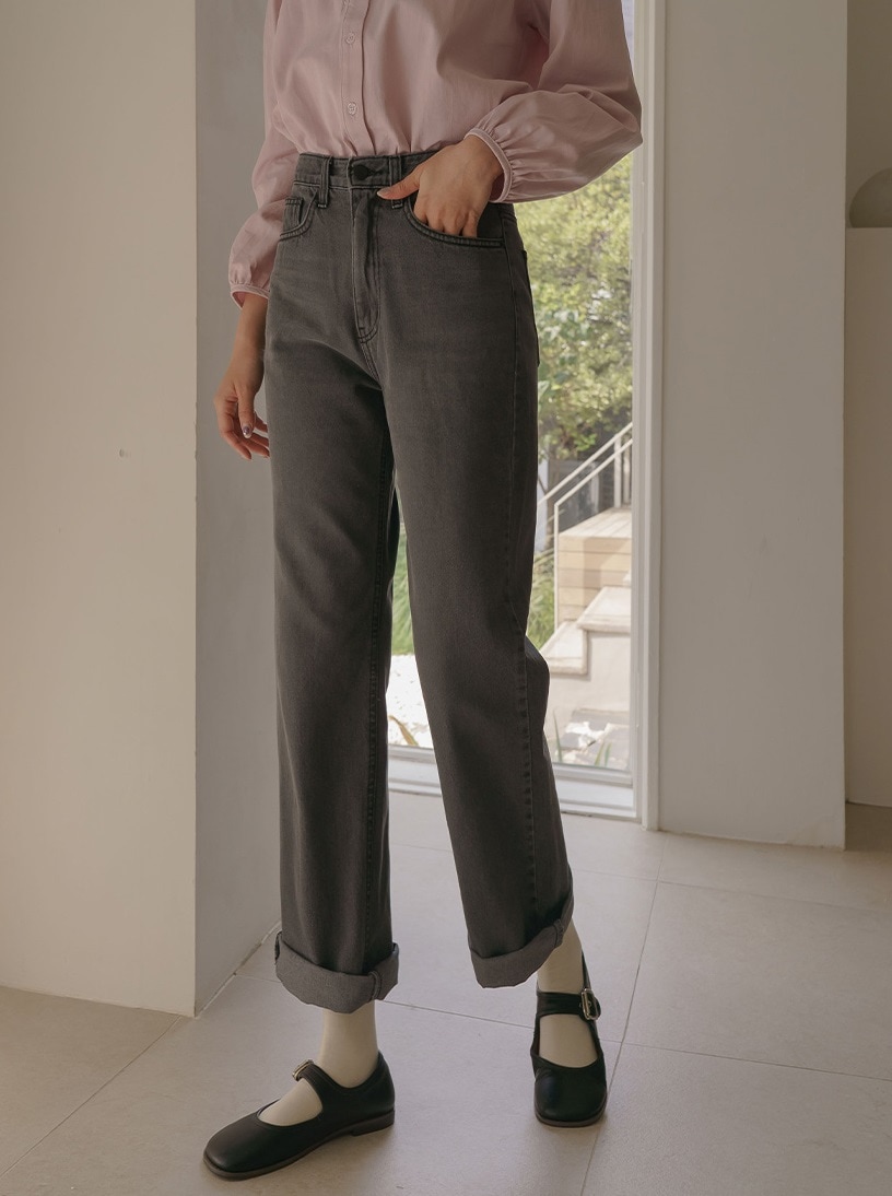 [ジャストワン] クロップド丈 ロールアップ ストレート デニム・ジーンズ [グレー] 7,466円