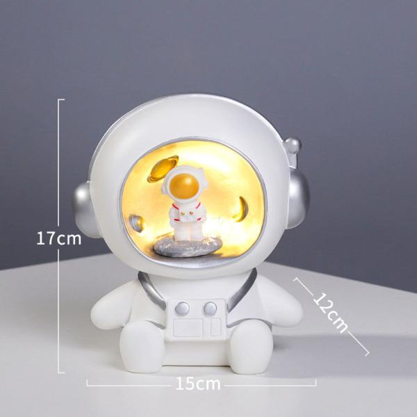 モダンスタイルのナイトライト貯金箱宇宙飛行士クラフトスタチュー宇宙コイン彫刻オフィスパーティーの家の装飾子供キッズギフトケーキトッパー
