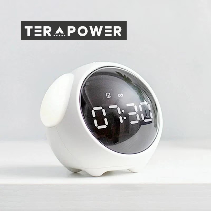 子供のLED表情ピクセル目覚まし時計スマート夜光目覚まし時計学生のベッドの上で寝たいデジタル目覚まし時計