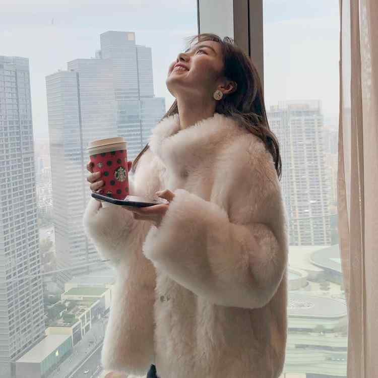 コート レディース 秋冬 ムートンコート 羊毛皮 ラムファー 立襟 ショート丈 アウター ジャケット ファーコート 防寒 カジュアル おしゃれ 上品｜emuland