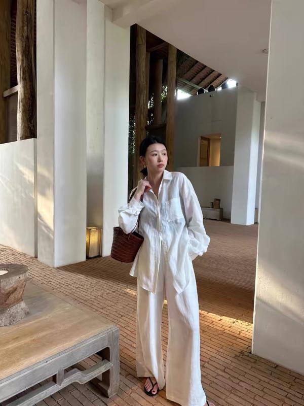 レディース トップス シャツ セット アップ スーツ 麻 素材 長袖 光沢 加工 ゆったり シルエット 腰部 プリーツ デザイン コットン 麻 ミックス 抽き出し ストリング ロングパンツ ホワイト カラーバリエーション 純色 プリント パターン 日韓 |emuland
