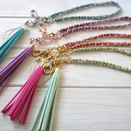 楽天市場】スワロフスキーデコ 携帯ストラップ 大きめ ストライプ