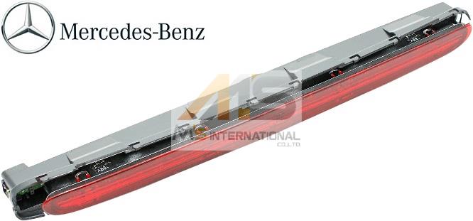【M's】W211 ベンツ AMG Eクラス 前期(02y-06y)純正品 ハイマウントストップランプ//正規品 セダン トランクランプ E240 E280 E320 E350 E500 E55 211-820-1556 2118201556|エムズパーツshop 店
