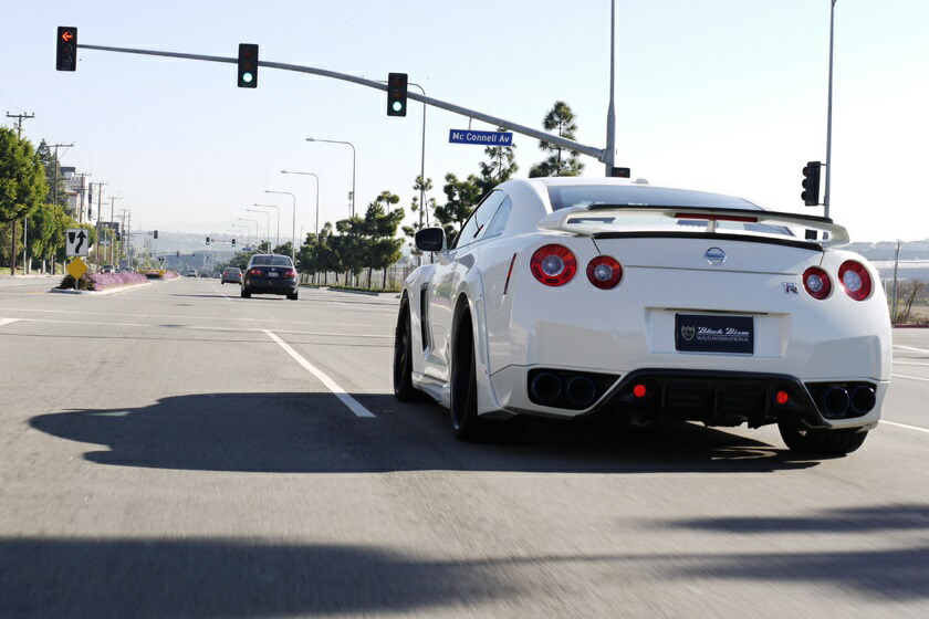 【M's】日産R35GT-R(H19.12-H22.10)WALDSPORTSLINEBLACKBISONEDITIONフルエアロ6点//FRP未塗装ヴァルドバルドエアロパーツセットフルキットエアロキットボディキットカスタム社外品部品外装正規NISSANニッサンスカイラインGTRG-TR