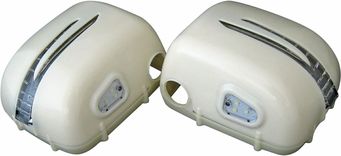 ベンツ LEDウィンカードアミラーカバーカニ爪アロータイプ(775銀)W463ゲレンデG320G500G550G32G55AMGブラバスロリンザーカールソン M\u0027sW463 ベンツ Gクラス 前期用 (-2001) LED ウインカー付 アロースタイル ドアミラー カバー 左右  (オブシディアンブラック) 社外品 パーツ メルセデス ゲレンデ G320 G500 カニ爪 197 オプブラ オプシディアンブラック 黒 後期仕様  後期ルック 後期スタイル