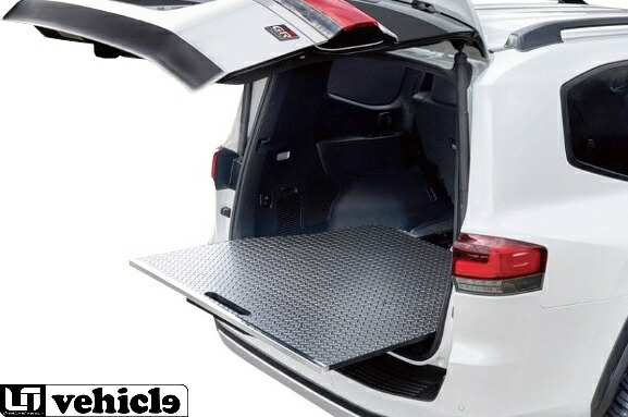 【M's】 300ランドクルーザー 300ランクル ZX GX (2021.8-) UIVehicle リア スライドフロア 5人乗り車専用 ヴァンツアラー ユーアイビークル UI-Vehicle パーツ 部品 内装品 トランク 社外品 カスタム 新型 現行型 トヨタ TOYOTA 300系 ランドクルーザー ランクル 1900830002