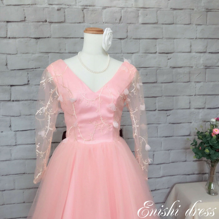 ウェディングドレス カラードレス Vネック ピンク ホワイト インスタ映え かわいい 結婚式 着痩せ 豪華 前撮り 披露宴 エレガント 二次会 上品 バックリボン パーティー 優雅 花柄 100 品質保証 57 割引 Rialto23b At