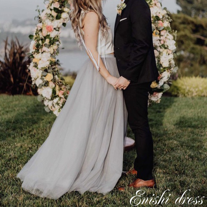 楽天市場 ウェディングドレス セパレートドレス カラードレス グレー サテントップス ソフトチュール スカート 二次会 花嫁 ドレス 前撮り 後撮り フォトウェディング 結婚式 披露宴 パーティー かわいい エレガント 豪華 ハンドメイド 縁 ドレス