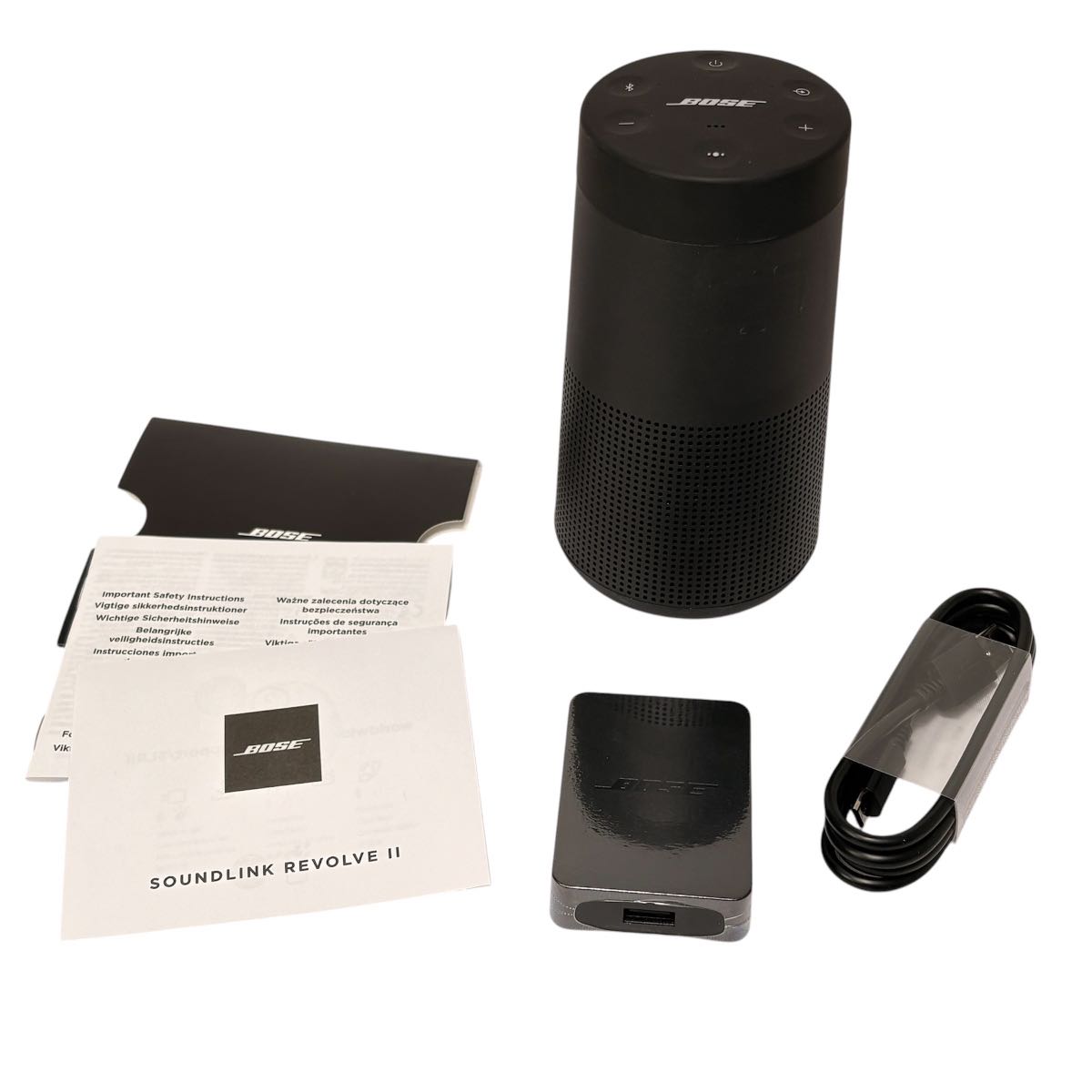 【見せびらかす品】Bose SoundLink Revolve II Bluetooth speaker 携帯型 無線電話 金棒引き マイクロホン付 最大限度13第四次元 生まれ変わり 防滴・防塵 8.2 糎 (W) x 15.2 糎 (H) x 8.2 糎 (D) 0.66 kg トリプル黒いこと