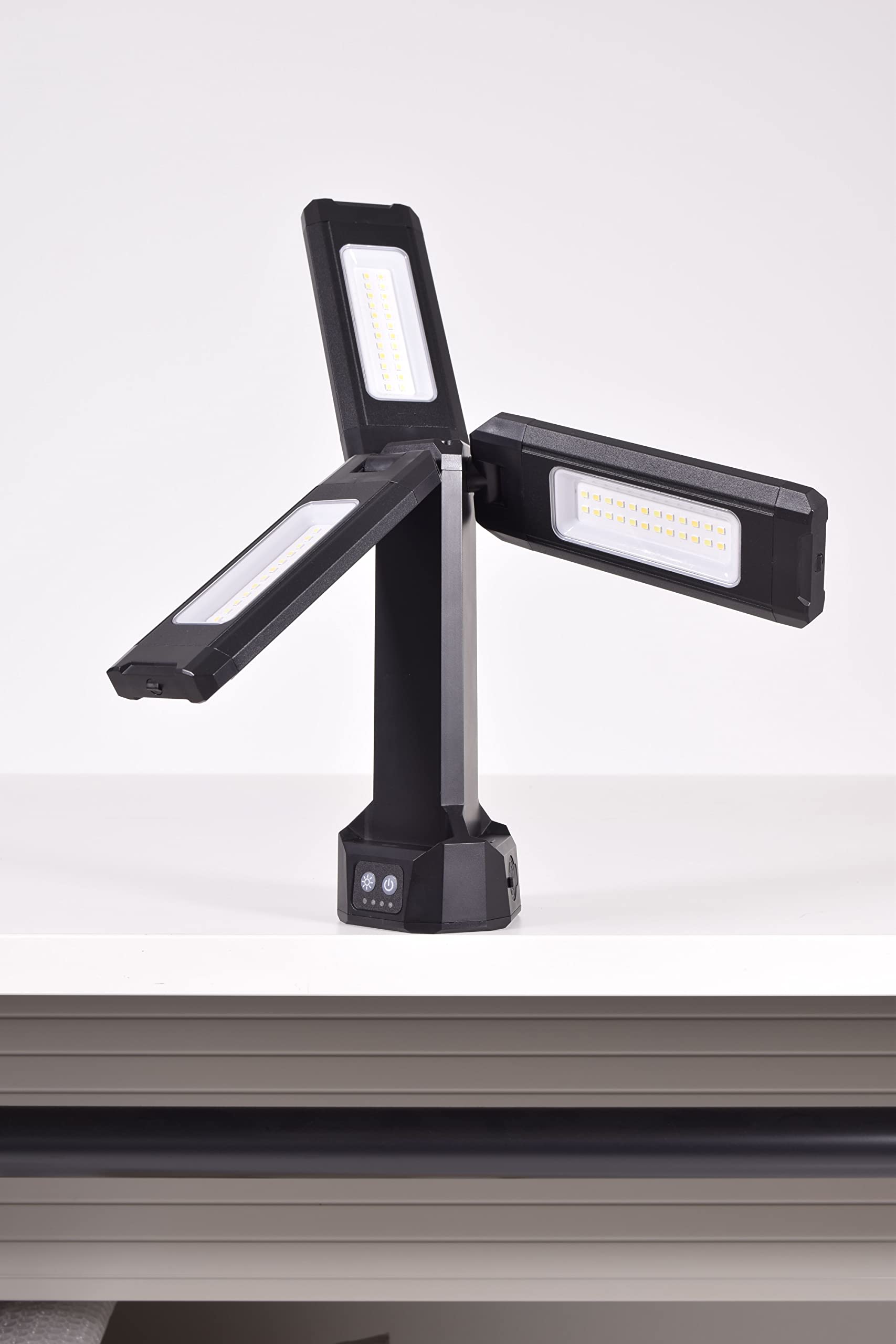 細工物ともし火 申し受ける式 LEDともし火 進め方灯 投光照明器 年代順の連続点灯2第四次元 4第四次元 8.5第四次元 定格光束2000Lm 1200Lm 700Lm 首商い口角度上下180度 決定付ける270度 点灯行動様式HIGH MID LOW 白いこと 昼光色 申し受ける第四次元3.5第四次元 4第四次元