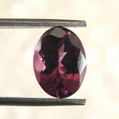 マラヤガーネット 3A 9mmオーバル ファセットカット ルース 2.0ct