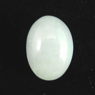 糸魚川翡翠 ヒスイ 薄緑 16.1mmオーバル ルース 16.1ct