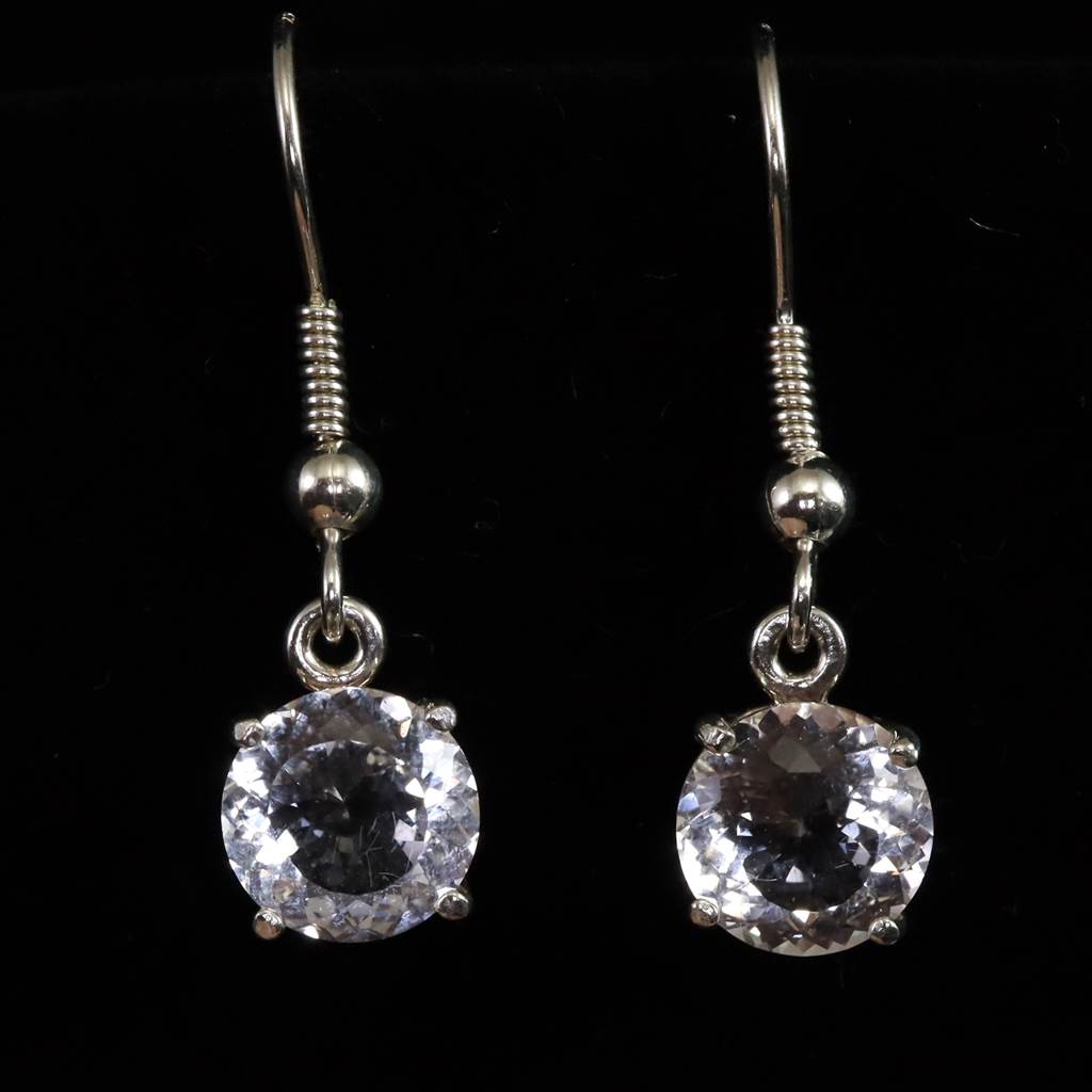 ロシアンレムリアン ８mm ラウンド カット ピアス 2.3g｜榎本通商