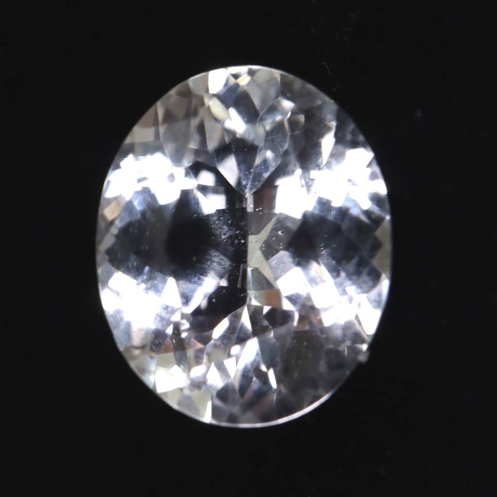 ウクライナ産 フェナカイト 8.4mmオーバルカット ルース 鑑別書付 1.49ct|榎本通商
