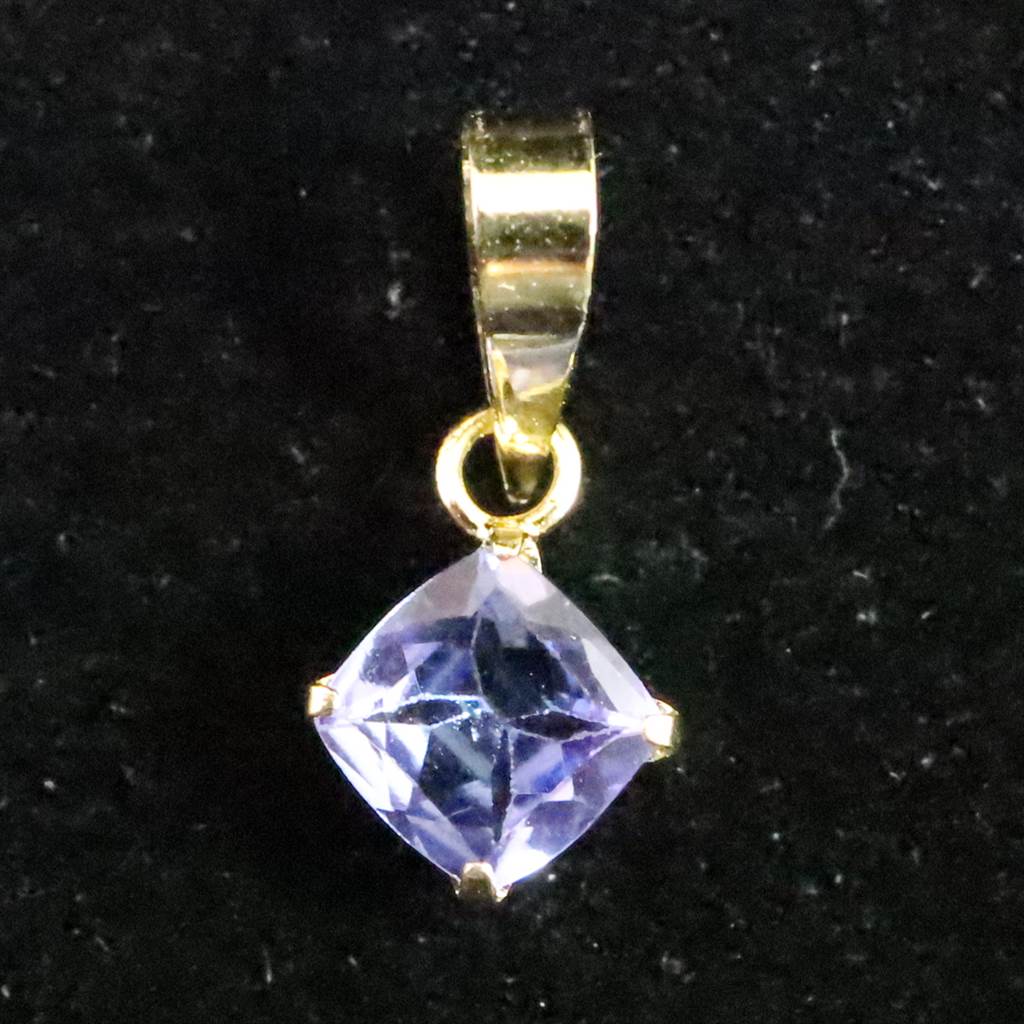 日本製☆タンザナイト　天然石ペンダントトップ　K10 日本製☆タンザナイト 天然石ペンダントトップ K10 楽天市場