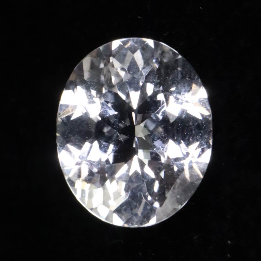 ウクライナ産 フェナカイト 8.5mmオーバルカット ルース 鑑別書付 1.49ct