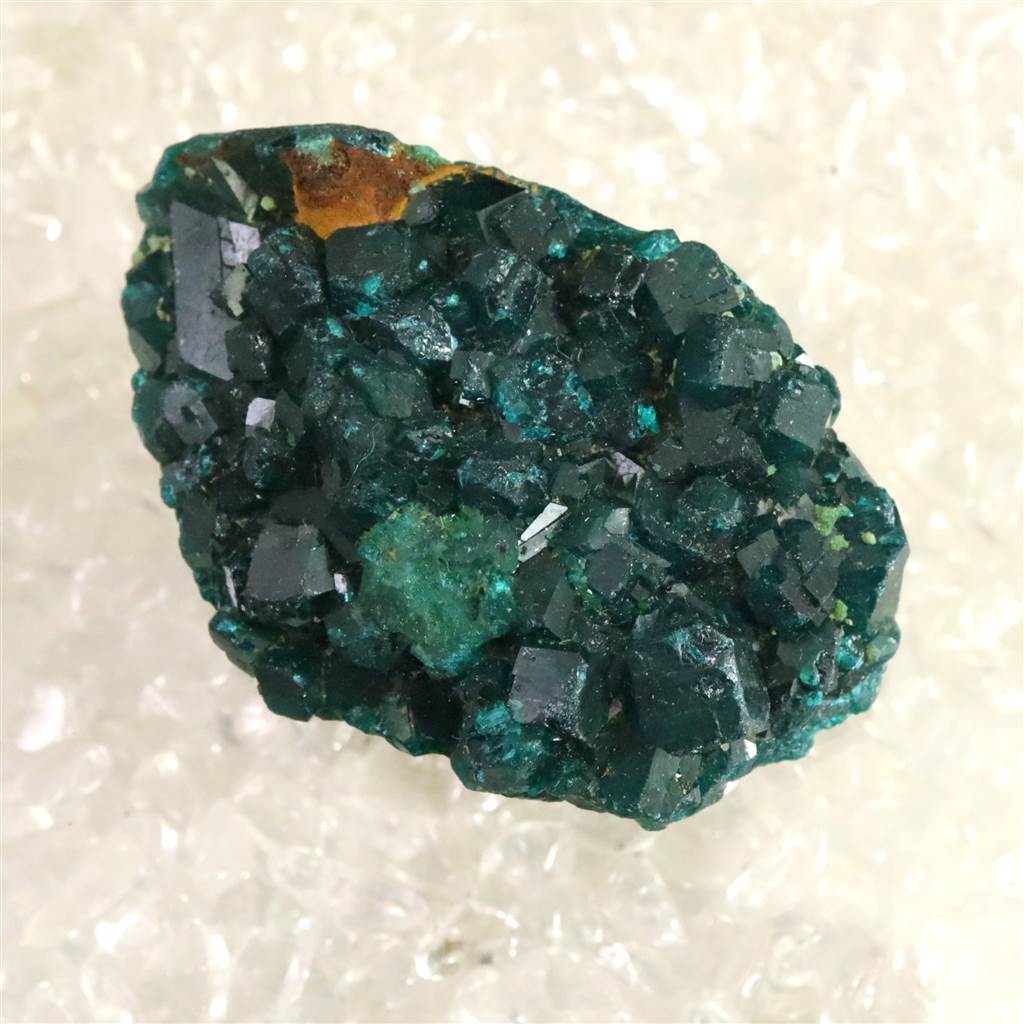 楽天市場】〔D373-3〕ダイオプテーズ（翠銅鉱）コンゴ産 Dioptase 鉱物