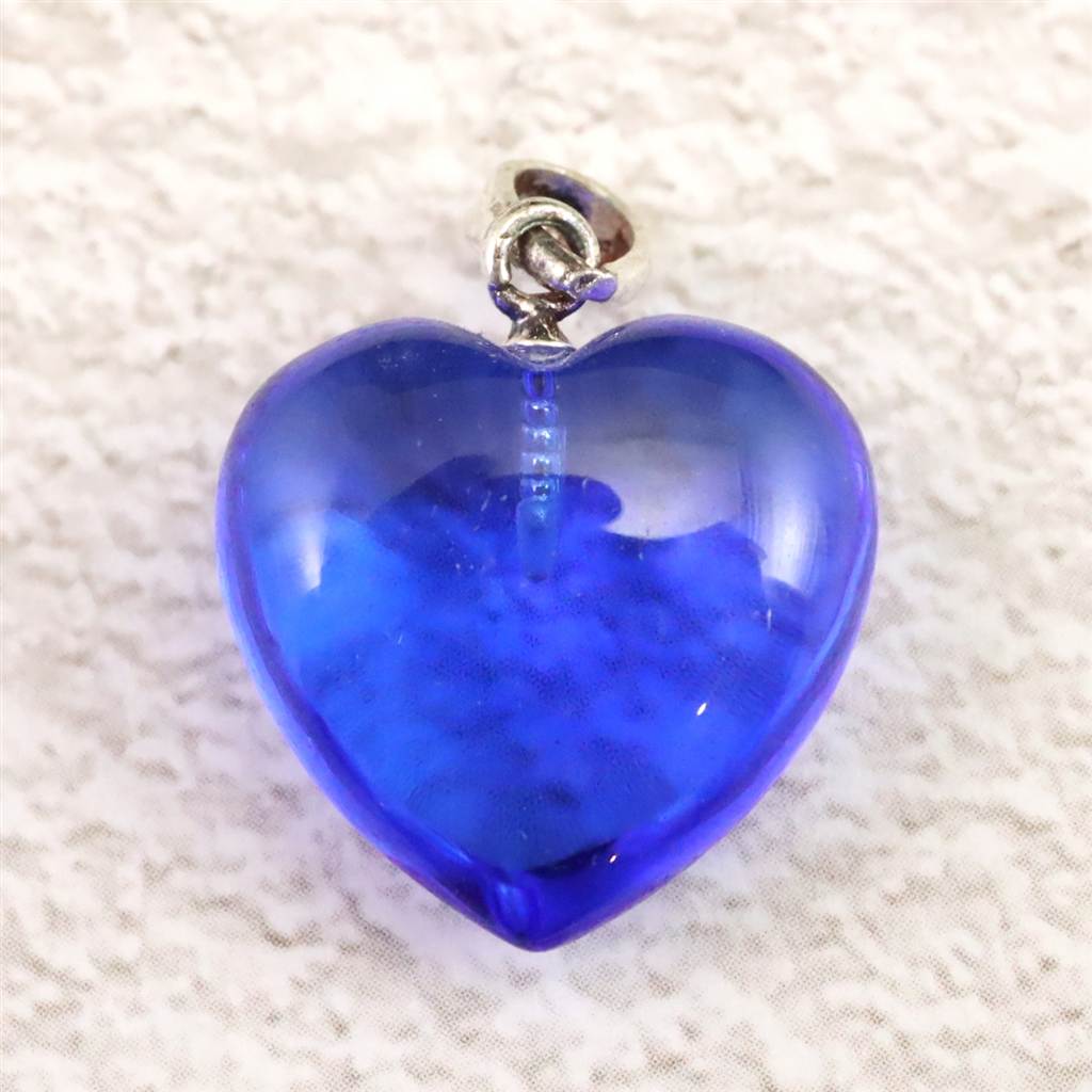 シベリアンブルークォーツ 大粒16㍉★12.5㍉シベリアンクォーツ1000円引き シベリアンブルークォーツ 大粒16㍉☆12.5㍉シベリアンクォーツ