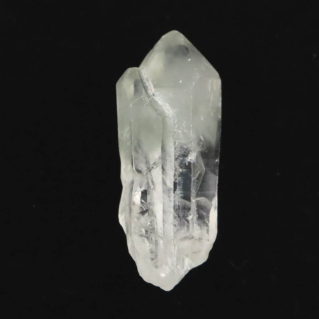 ネパール ヒマラヤ山脈 マナスル山産 水晶 原石 グリーン ファントム ツイン 6.65g
