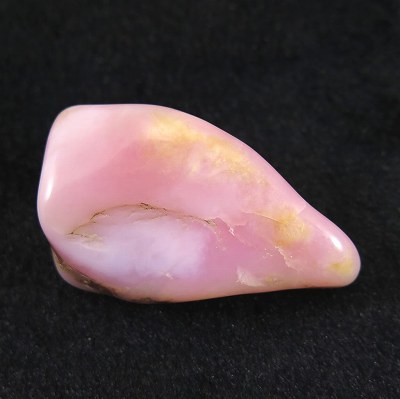 ペルー産　ピンクオパール タンブル 51g