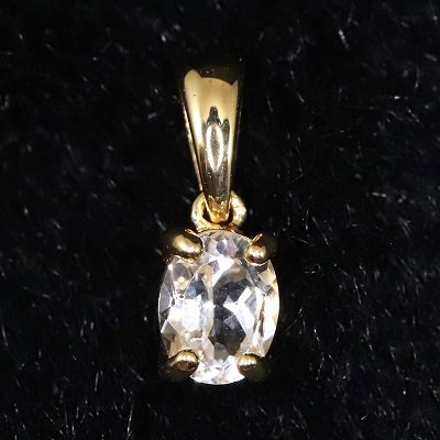 ブラジル産 フェナカイト 5mmオーバル ファセットカット ペンダントトップ K18YG 0.50g