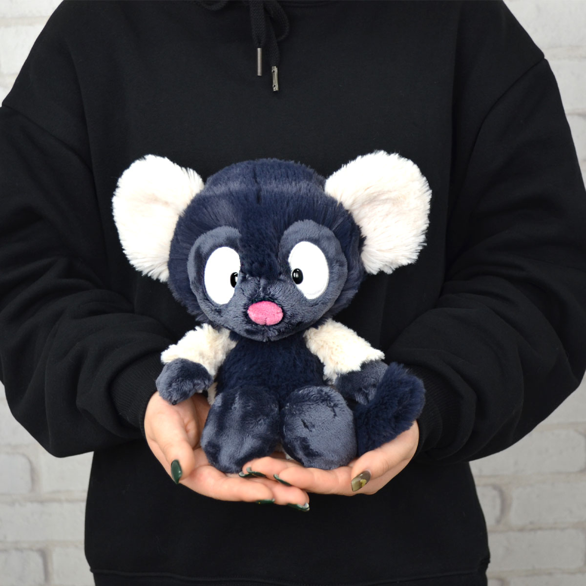 新品　NICI　ニキ　FF2024　ウルフ　クラシックぬいぐるみ　35㎝　正規品 Amazon.co.jp: NICI ニキ FF2024 ウルフ クラシックぬいぐるみ
