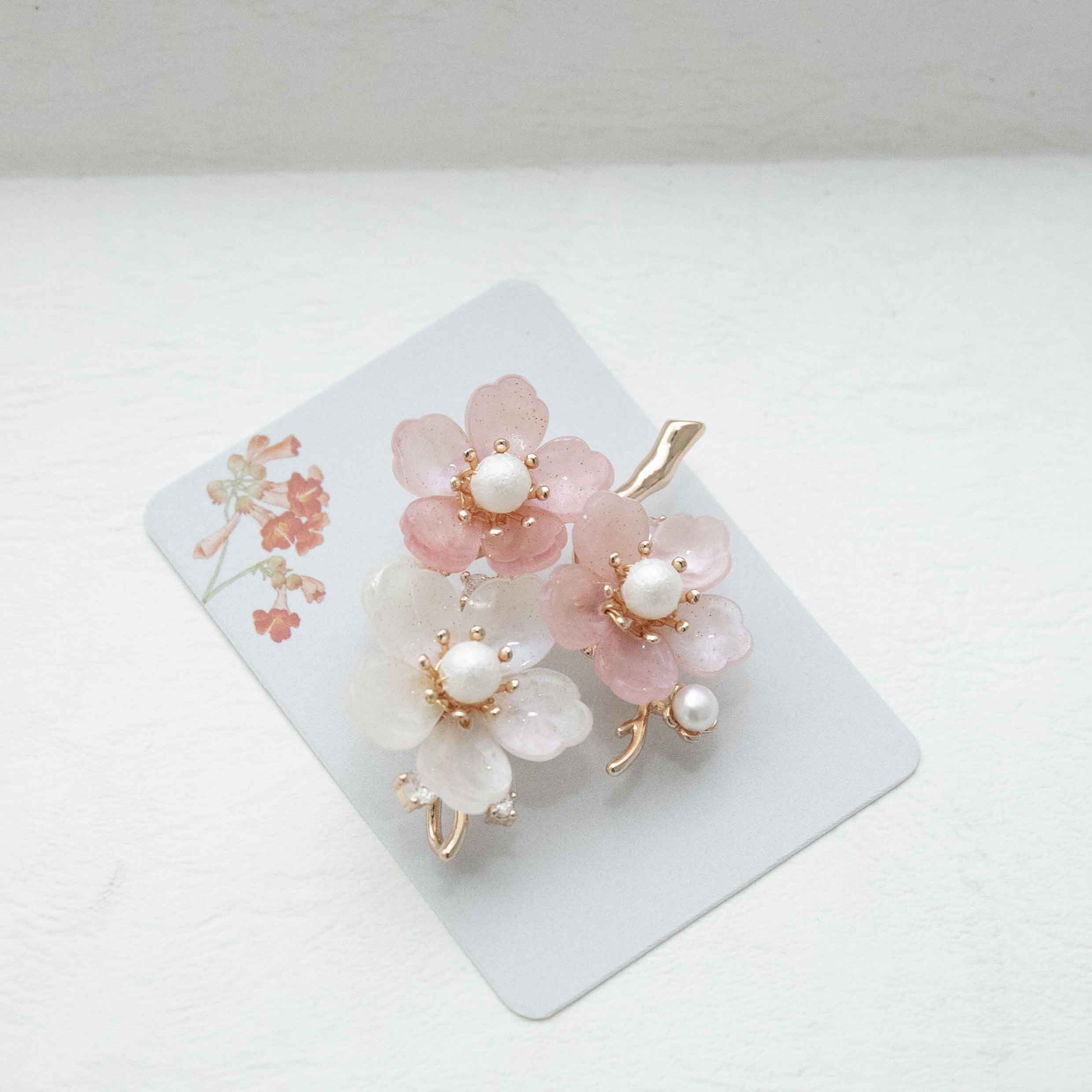 【楽天市場】枝に咲くお花のブローチ 桜 花海棠 さくら 入園式 卒業式 ハンドメイド 手作り ブローチ アクセサリー 入学式 淡水パール ...