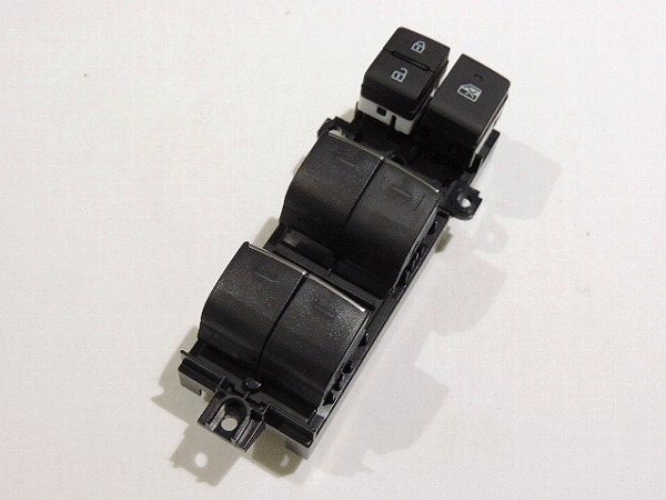 トヨタ純正　パワーウインドウスイッチ　運転席助手席セット トヨタ純正 パワーウインドウスイッチ 運転席助手席セット