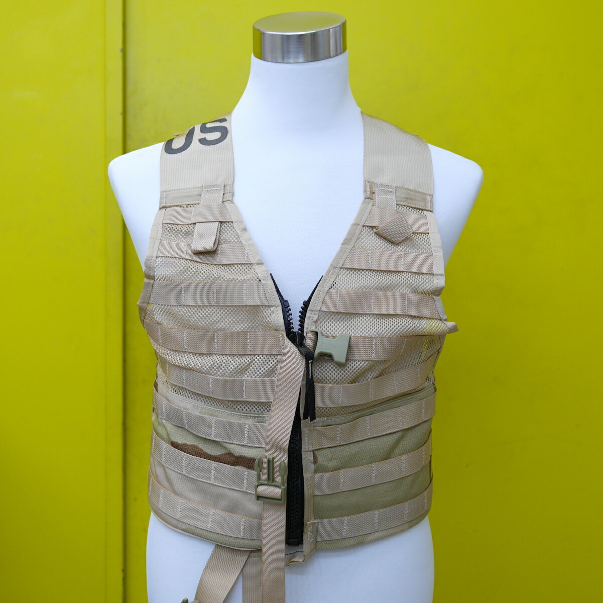 米軍放出品　ベスト 楽天市場】米軍放出品 SDS ジッパー付きFLCベスト MOLLE2
