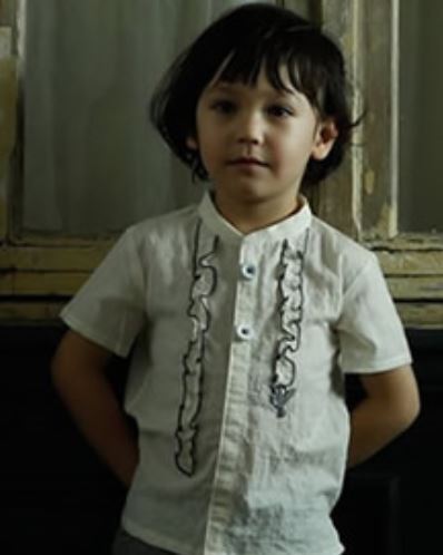 コンビニ受取対応商品 半袖 シャツ ブラウス Tシャツ 春 夏 くるみボタン かわいい 可愛い 80cm 男の子 女の子 新生児 赤ちゃん ベビー 子供 こども ハーフバースデー 6ヵ月 名入れ刺繍 名いれ 日本製 ブランド オーガニック素材 綿素材 プレゼント 出産祝い ベビー