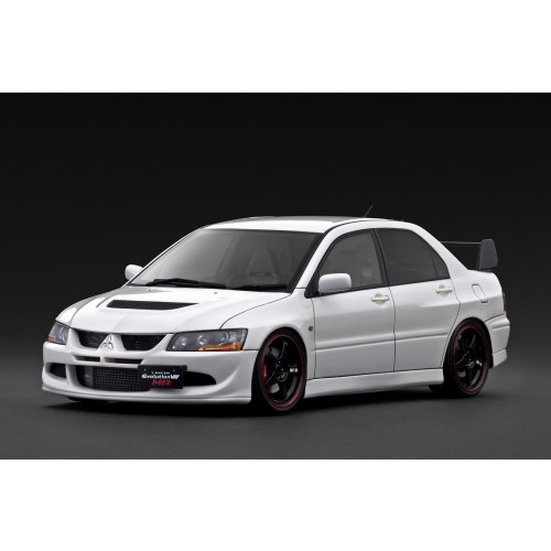 【4/20（月）限定！全品ポイント＋4倍！】ignition model Mitsubishi Lancer EvolutionVIII MR (CT9A) White (1／18 Scale) 【IG3836】 (ミニカー)