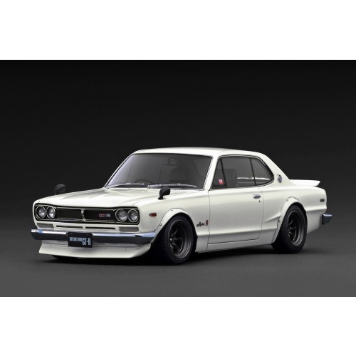 ignition model Nissan Skyline 2000 GT-R (KPGC10) White (1/18 Scale) 【IG4034】 (ミニカー)|ハピネット・オンライン