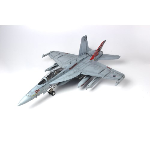 1／48 アメリカ海軍 電子戦機 EA-18G グラウラー’VAQ-141 シャドウホークス’ 【TPA-4】 (プラモデル) 【再販】おもちゃ プラモデル