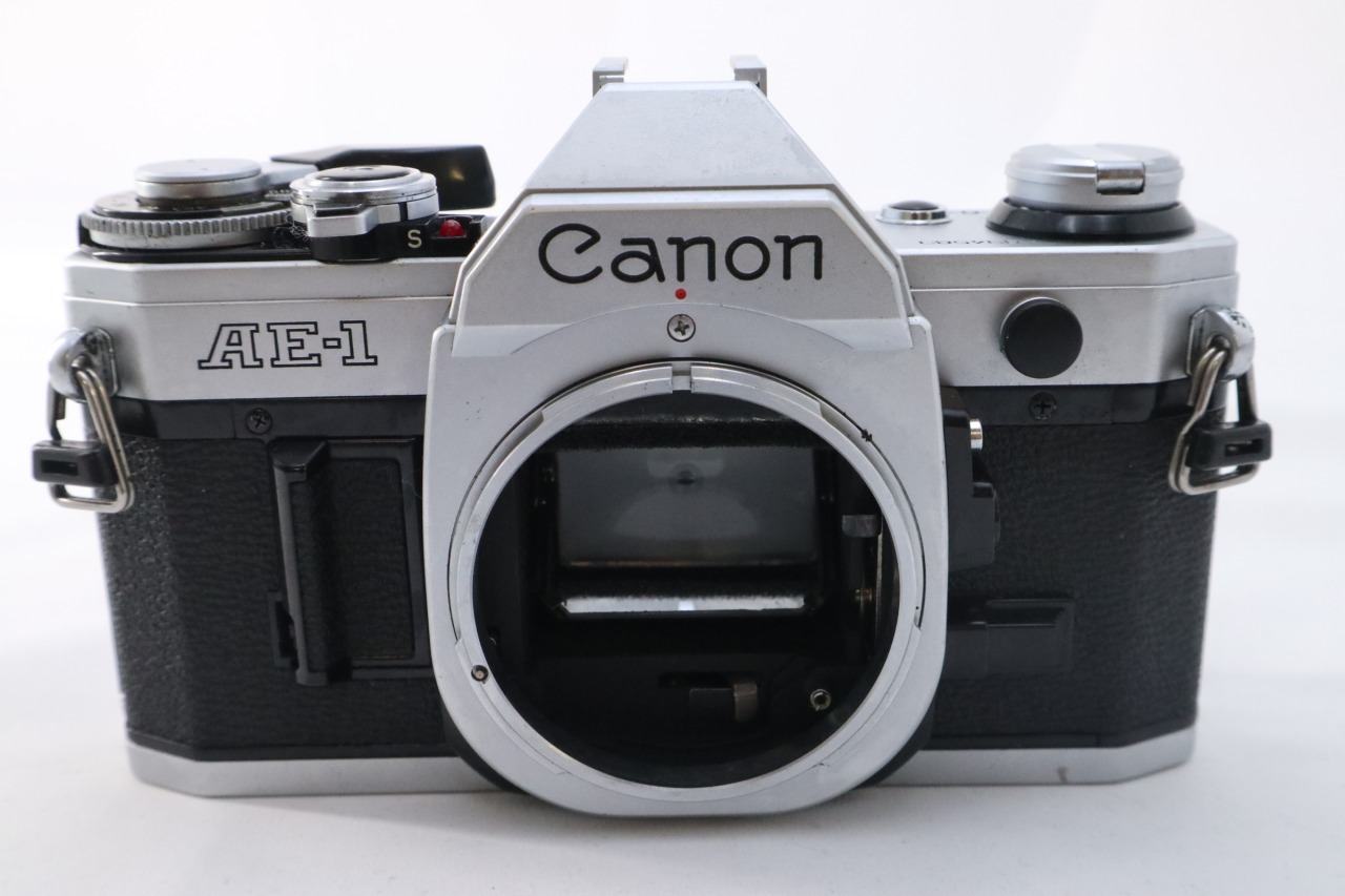 ☆動作確認OK☆ Canon キャノン AE-1 ボディ シルバー 8034-1 楽天市場】【中古】 Canon キヤノン キャノン AE-1 シルバーボディ MF