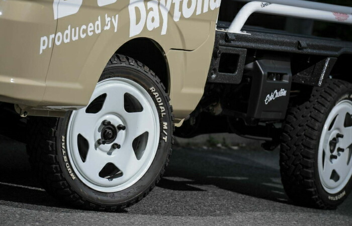 楽天市場】TC01 白 17inch 9.0j +25 5穴 PCD100 ※ホイール 2本