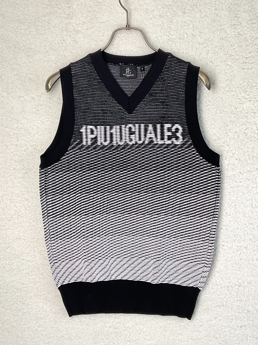 楽天市場】未使用 1PIU1UGUALE3 GOLF 4 グレー POLY SWEAT VEST TOGA