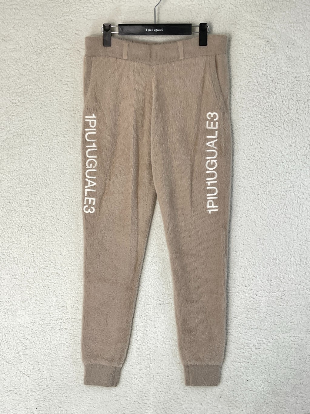 楽天市場】値下げ 未使用 1piu1uguale3 ウノピゥウ 6 ホワイト