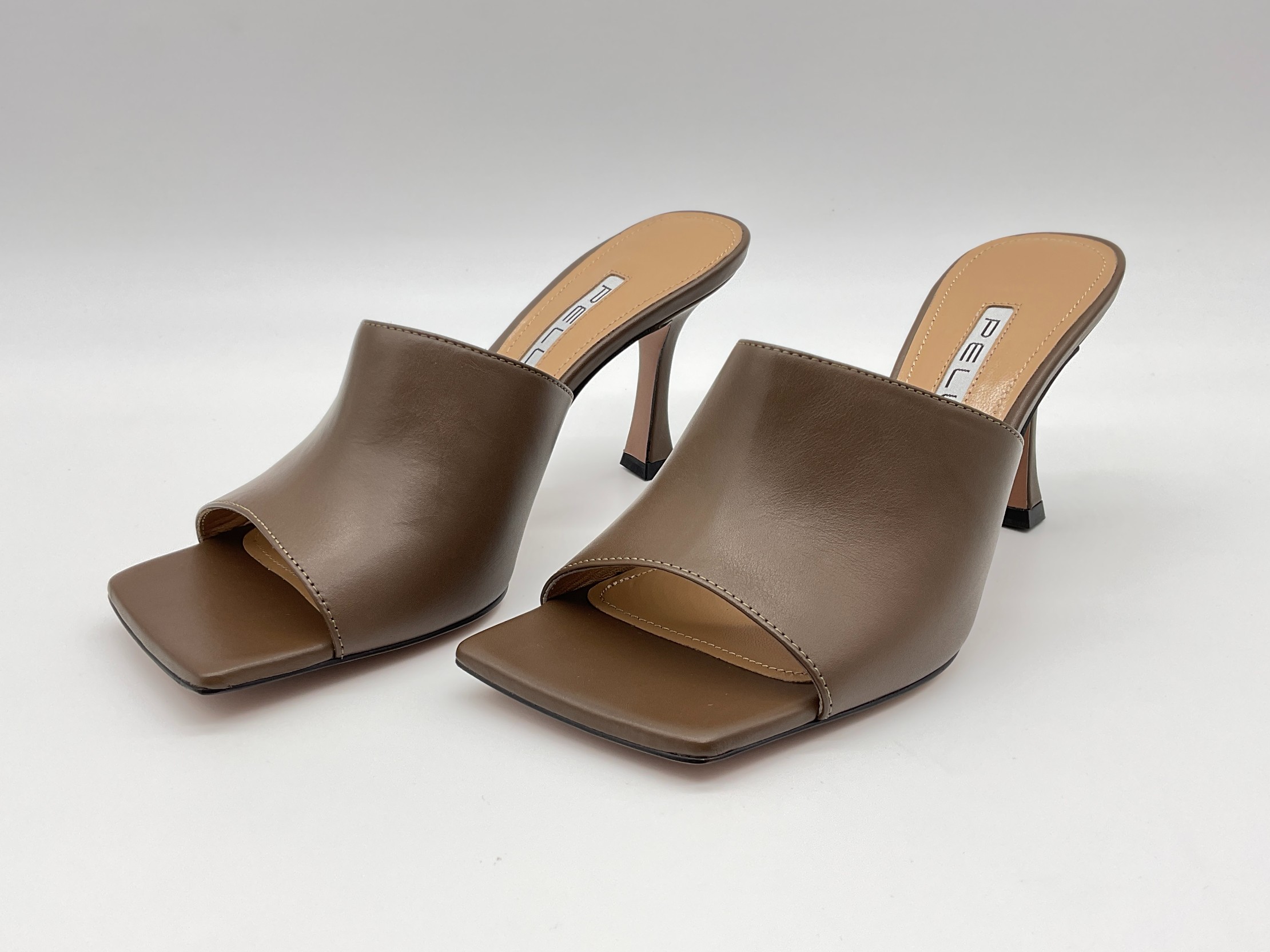 楽天市場】新品 PELLICO ペリーコ 36 シルバー メリージェーン