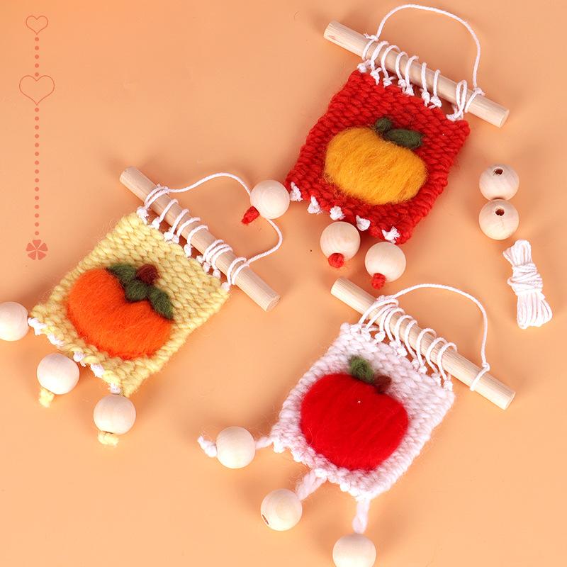 知育玩具 子供用 手作り DIY 毛糸 編み物 モビール 親子 幼稚園 保育園 知育 おもちゃ モンテッソーリ 教材 想像力 創造性 暖色系 ゆめかわ 福袋