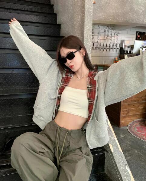 韓国 おしゃれ 大人 レディース ヒップホップ 派手 HIPHOP ダンス 奇抜 ストリート ガールズ 衣装