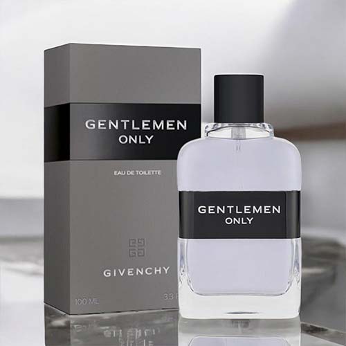 プレイ　インテンス　オードトワレ50ml ジバンシー プレイインテンスオードトワレ50ml Amazon.co.jp