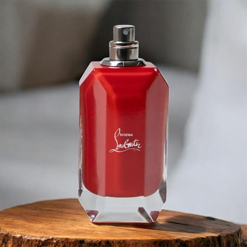 送料無料  クリスチャン ルブタン ルビワールド ルビラージ オードゥパルファン リフィル（ポーチ付き） EDP SP 90ml 香水 楽天市場】クリスチャン ルブタン ルビワールド ルビラージ オードゥ